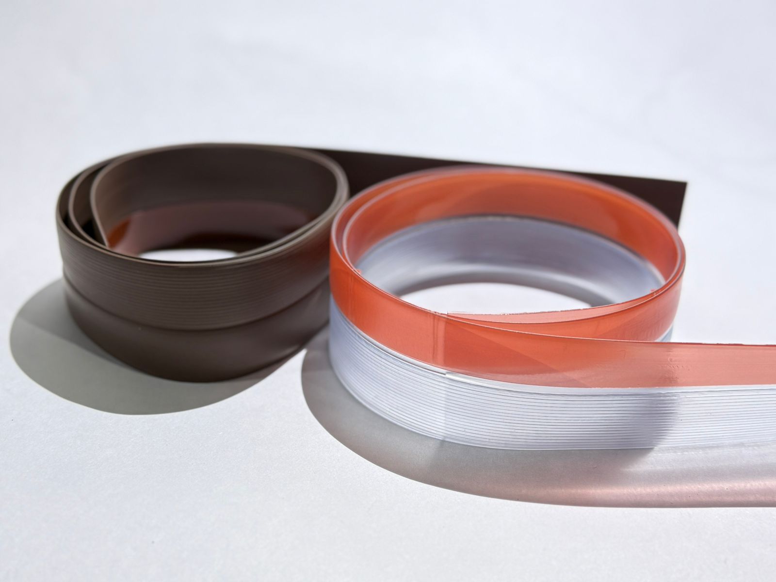 BURLETE PARA PUERTA ADHESIVO